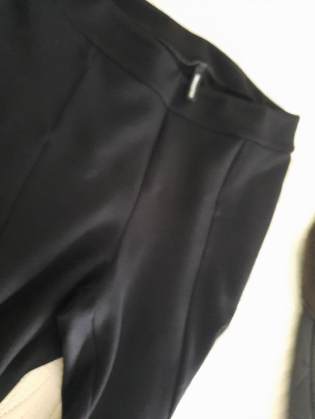 Pantalón, regalo jersey.