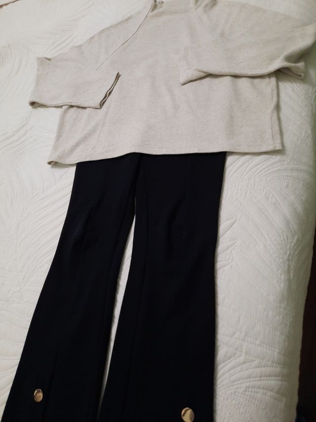 Pantalón, regalo jersey.