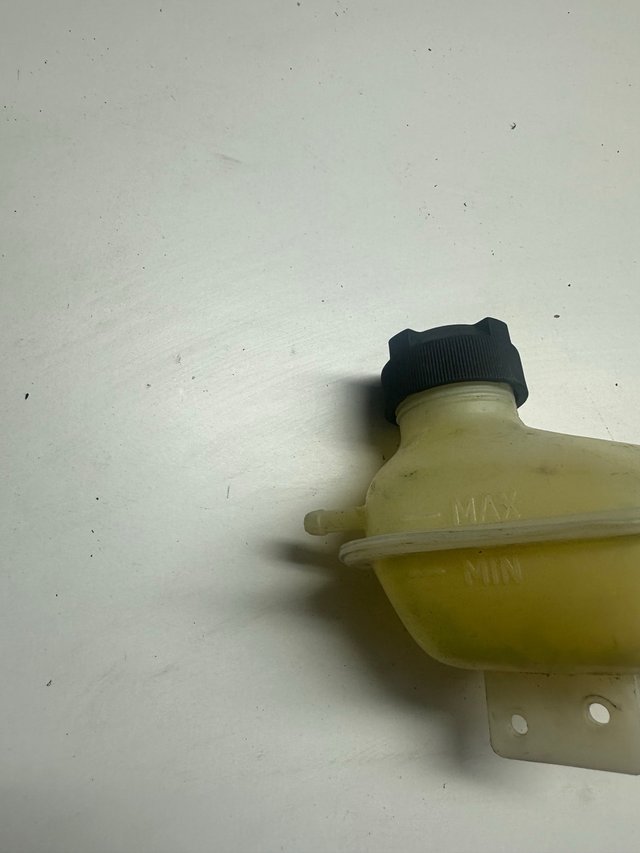 deposito agua aprilia sr