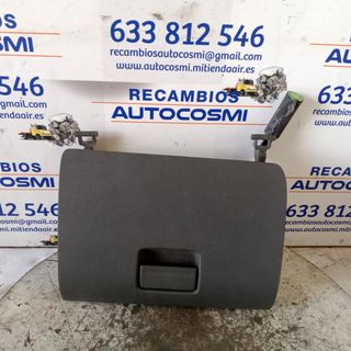 TAPA GUANTERA FORD FOCUS II AÑO 2003