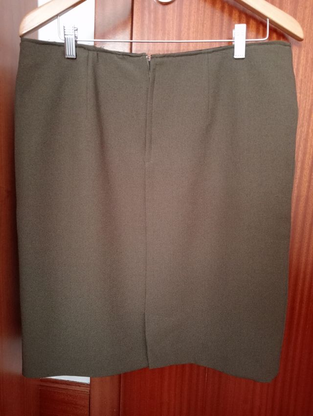 Traje de falda y chaqueta de señora