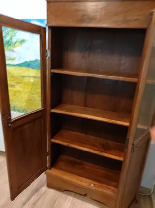 Mueble vitrina antiguo