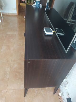 Mesa auxiliar Televisión