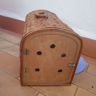 Transportín de mimbre nuevo