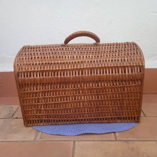 Transportín de mimbre nuevo