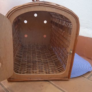 Transportín de mimbre nuevo