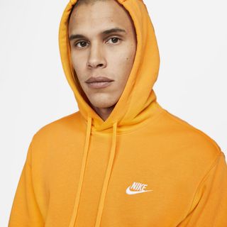Sudadera Deportiva Con Capucha Nike Club.