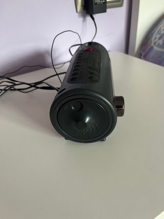 Sveglia digitale con radio 