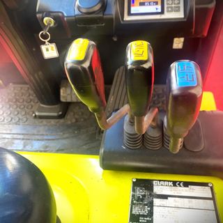 CARRETILLA ELECTRICA 2000 KG CLARK