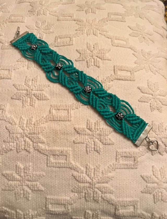 braccialetto in filato