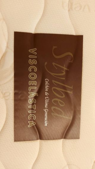 Cama articulada con motor