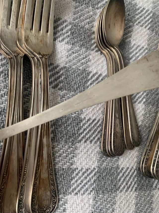 Antiguos Cubiertos, alpaca plateada