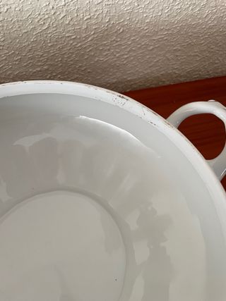 sopera con fuente de porcelana  alemana