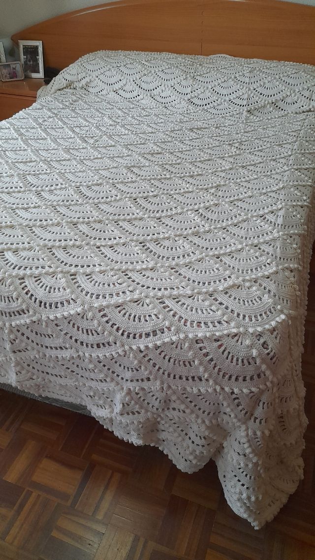 Colcha de ganchillo.