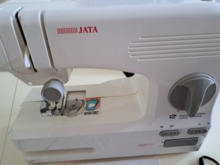 Máquina  de coser.