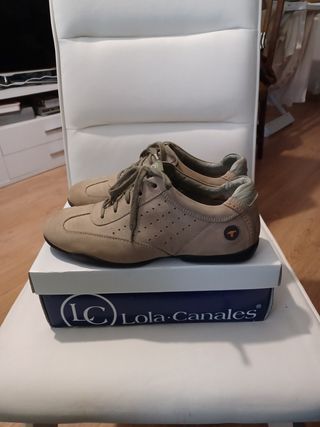 Zapatos. En piel# 41 y medio