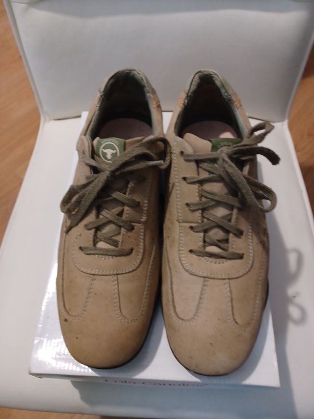 Zapatos. En piel# 41 y medio