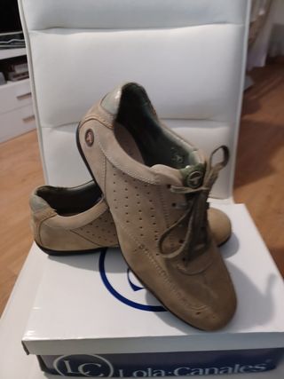 Zapatos. En piel# 41 y medio