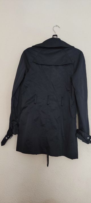 Gabardina negra