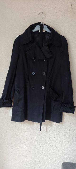 Gabardina negra