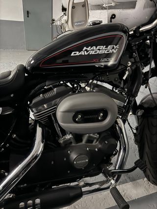 Harley Davidson Sportster Roadster 1200 XL(2080Km)