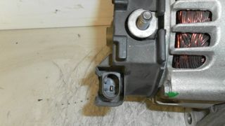 Alternador BMW X3 (F25) xDrive 20d 8507625 2448930