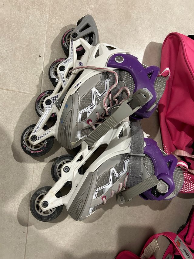 Patines linea 29-32, protectores , casco y bolsa