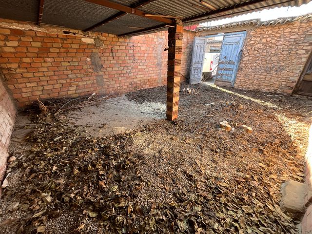 Corral cochera cocina campera Villarrubia