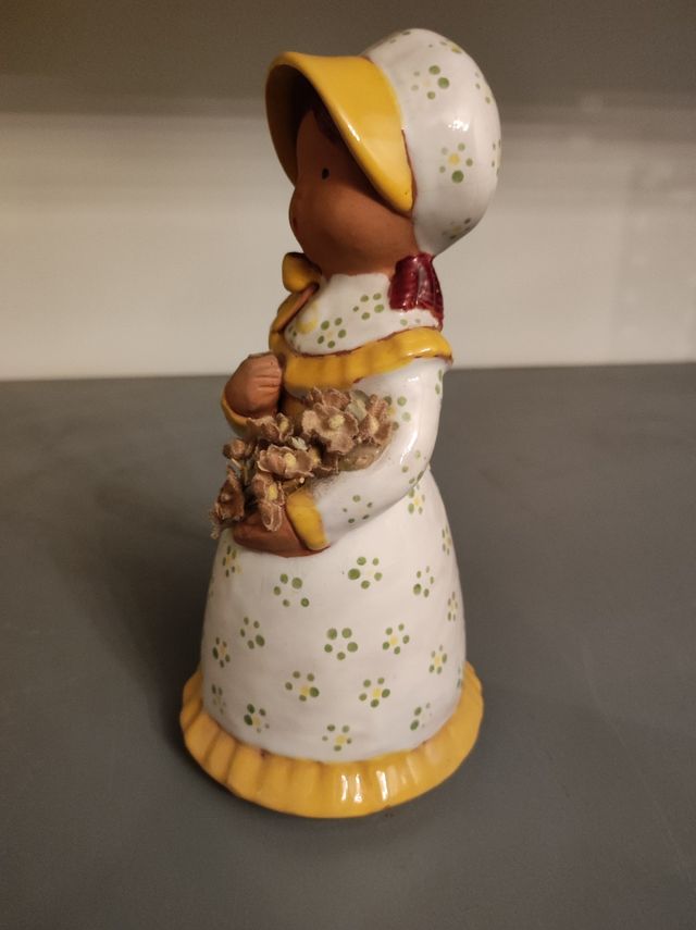 FIGURA DE CERAMICA MUÑECA VINTAGE