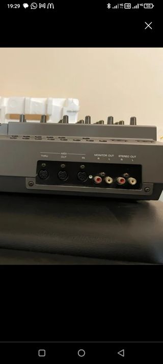 Mesa de mezclas con minidisc SONY