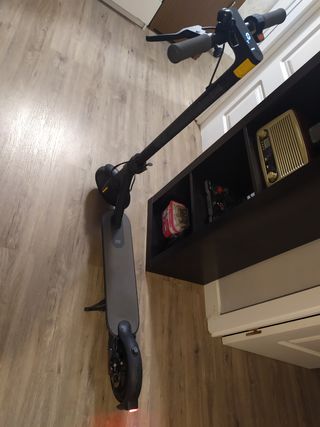 Xiomi mi electric scooter essential