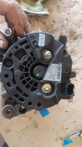 ALTERNADOR BOSCH VOLKSWAGEN POLO 1.4 TDI Año 2001