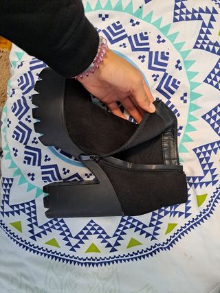 Botas negras