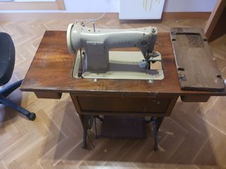 MAQUINA DE COSER ANTIGUA