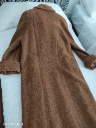 Abrigo de Alpaca y lana color canel