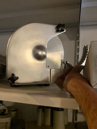 sierra congelados y huesos circular