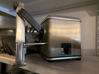 sierra congelados y huesos circular