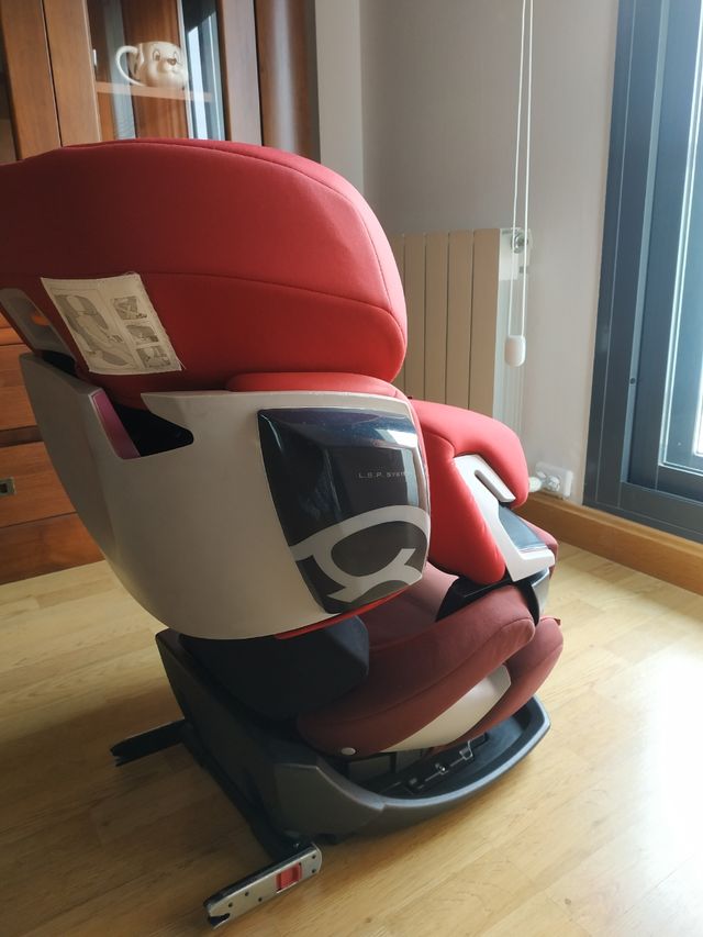 Silla infantil con Isofix para coche