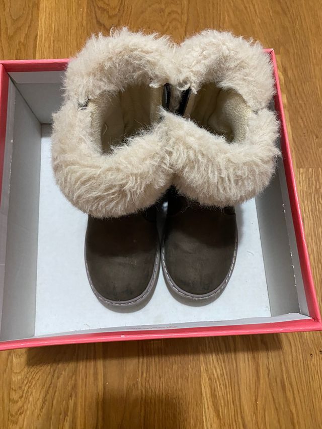 Botas niña talla 25