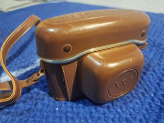 CÁMARA DE FOTOS COMPACTA