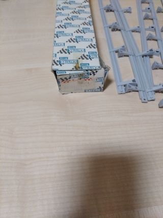 SCALEXTRIC. "Quita miedos"