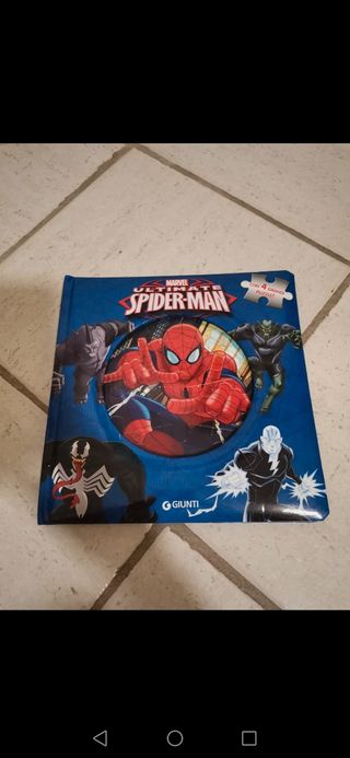 Libro puzzle Spiderman