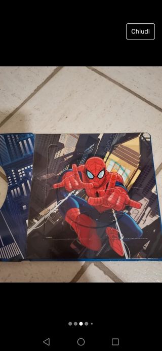 Libro puzzle Spiderman