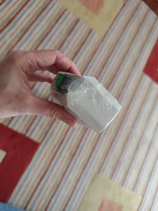 Regleta fluorescente bajo mueble cocina