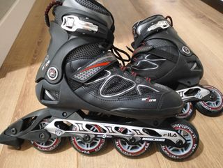 Patines de línea marca Fila