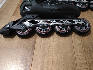 Patines de línea marca Fila
