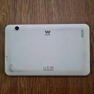 Tablet woxter con funda