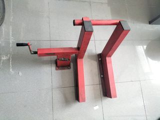 Soporte rueda moto elevador