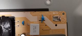 Fuente alimentación Samsung QE65Q60AAU