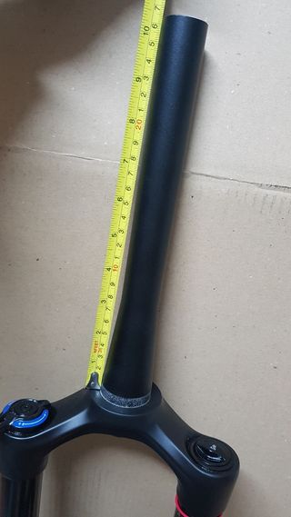 NUEVA. HORQUILLA DE BICI ROCKSHOX YARI 29" 150MM.